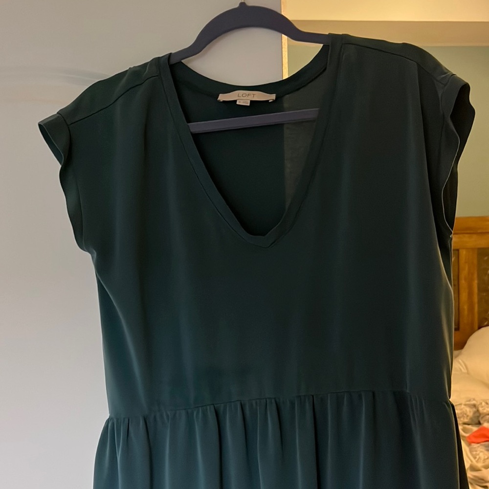 LOFT Size Medium Knee-Length Dress